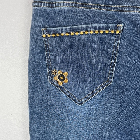 CHARLIE B Denim Flare Jeans with Gold Embroidery - Picture 10 of 15